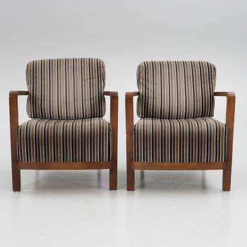 A pair of armchairs, Andreu World, Spain, 21st Century.