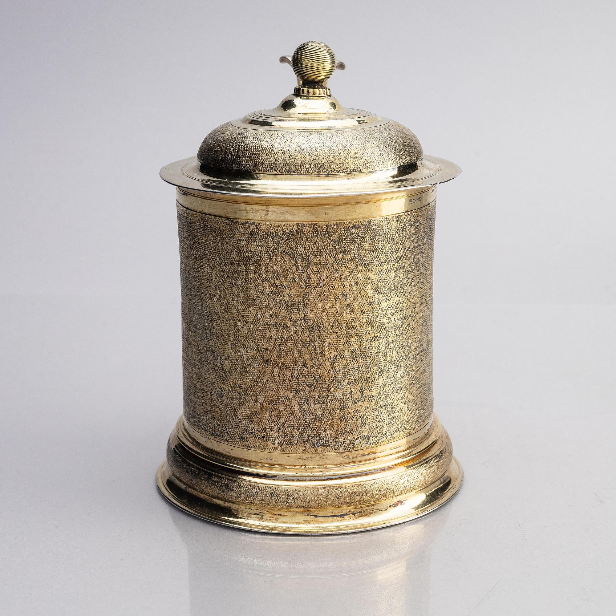 A German 17th century gilt-silver tankard, mark of Elias I Schifflen, Augsburg circa 1670.