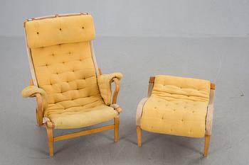 VILSTOL MED PALL, "Pernilla", Bruno Mathsson för DUX, 1900-talets andra hälft.