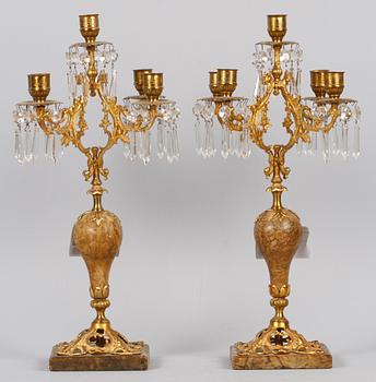 KANDELABRAR, ett par, Nyrenässans, 1800-talets slut. För 5 ljus.