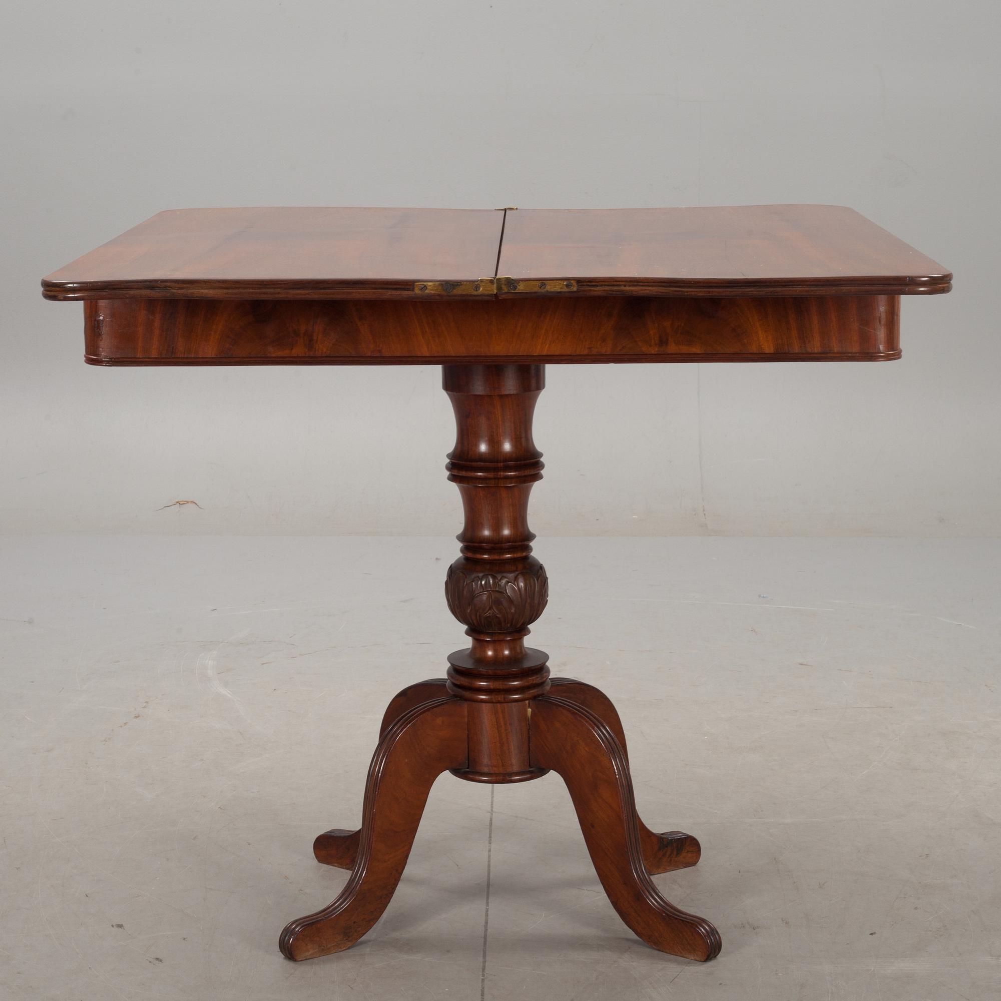 SPELBORD. 1800-tal.