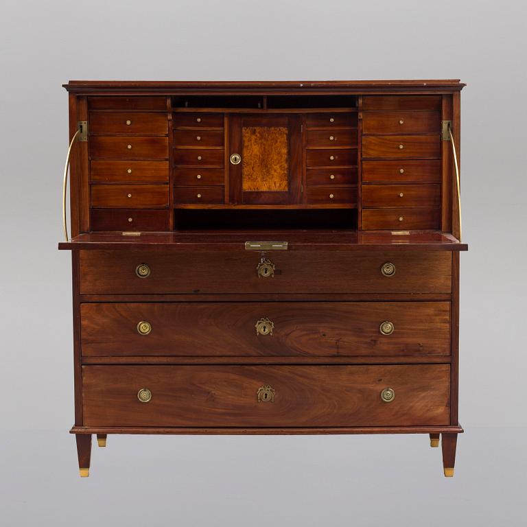 CHIFFONJÉ, 1800-talets första hälft.