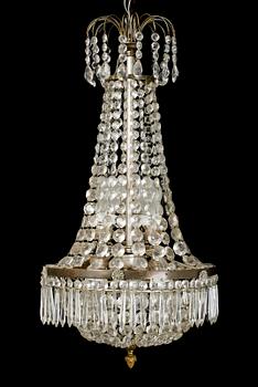 LJUSKRONA, gustaviansk stil, 1900-talets första hälft. Höjd ca 70 cm.