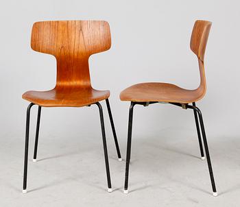 STOLAR, 1 par, Arne Jacobsen för Fritz Hansen, Danmark, 1900-talets mitt.