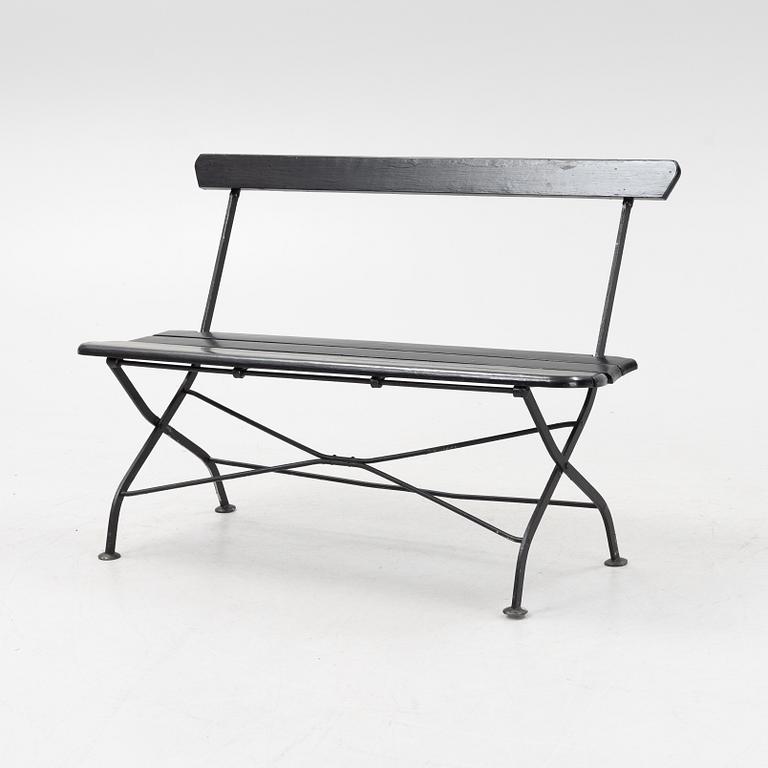A 6-piece garden group, Byarums Bruk, second half of the 20th Century.