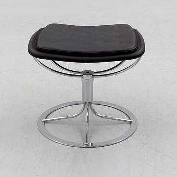 BRUNO MATHSSON "JETSON" CHAIR WITH STOOL by Bruno Mathsson, DUX.