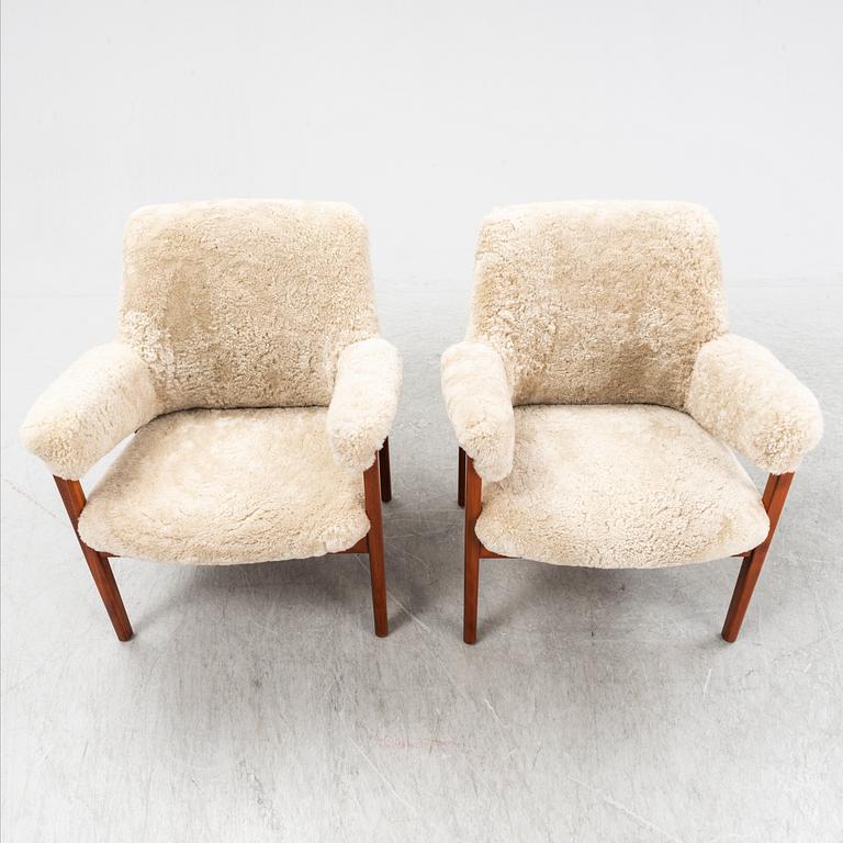 A pair of 1950s/60s easy chairs from Gärsnäs.