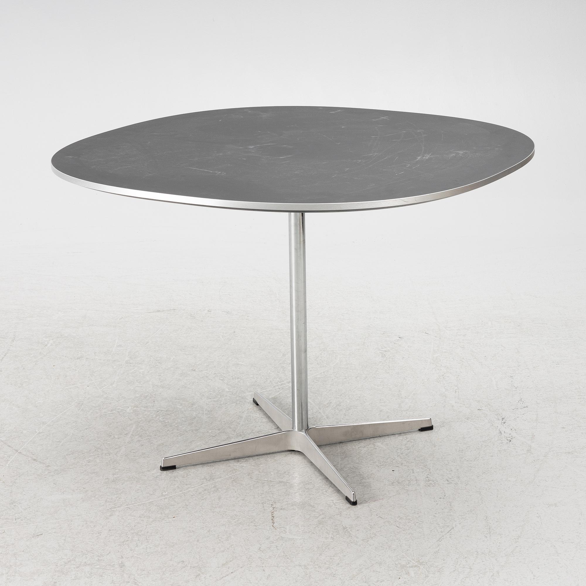 Arne Jacobsen, Bruno Mathsson & Piet Hein, a dining table, Fritz Hansen, Denmark, 2015.