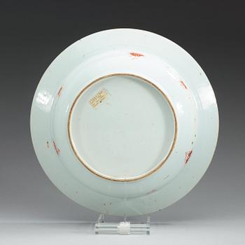TVÄTTFAT, kompaniporslin. Qing dynastin, Yongzheng (1723-35).