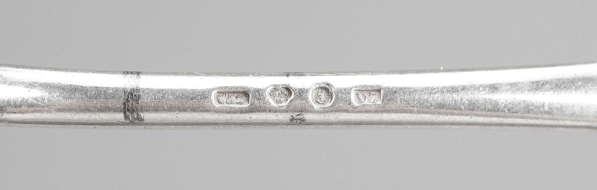 SKEDAR, silver, bla C G Hallberg, Stockholm, tidigt 1900-tal. Vikt 1162 gram.