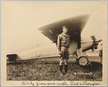 AUTOGRAF. Charles Lindbergh, signerat foto samt adresserat kuvert.