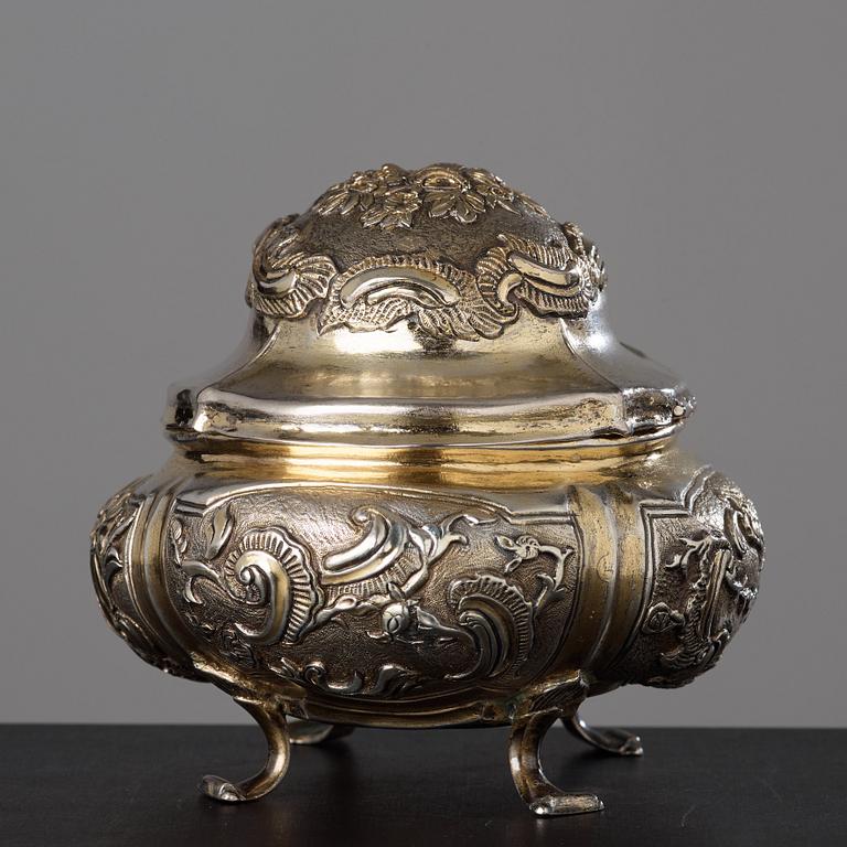 A Rococo 18th century sugar casket.