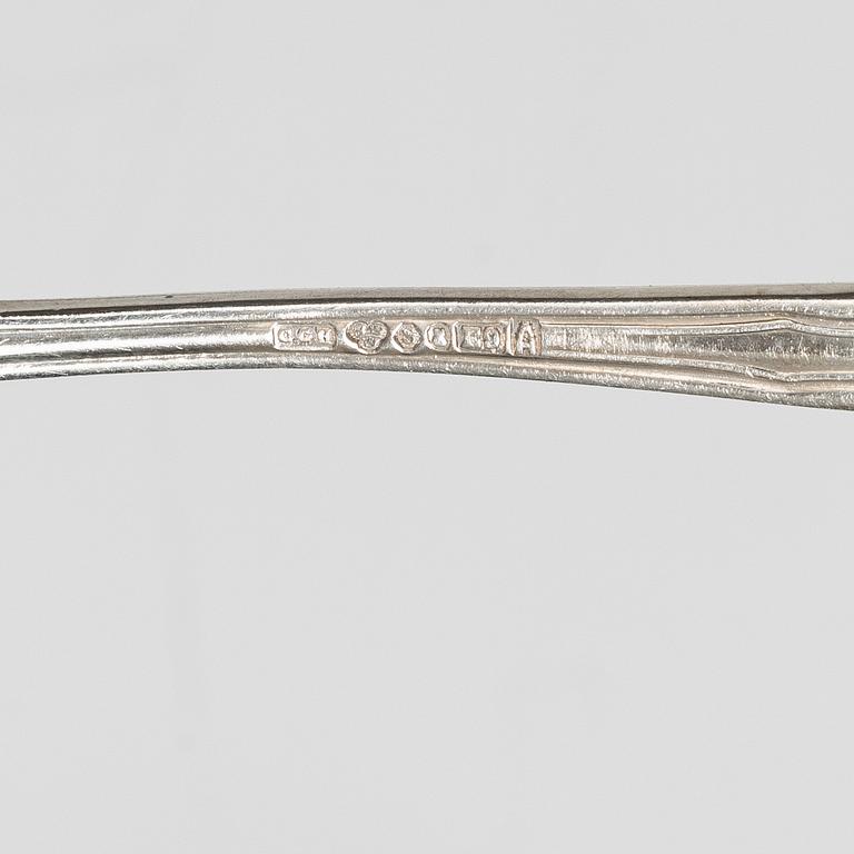 C.G. Hallberg, Skedar, 21 st, silver,  "Hallbergs Chippendale", Stockholm, bl a 1950.