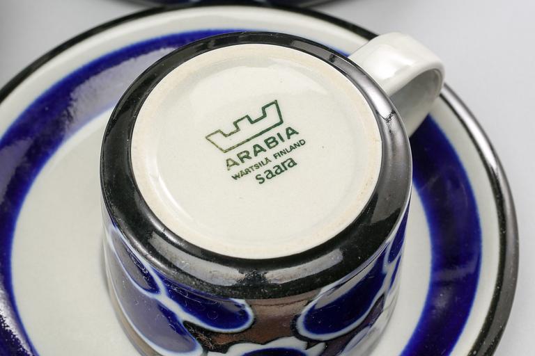 MAT- och KAFFESERVIS, 41 delar, stengods, "Saara", Anja Jaatinen-Winquist för Arabia, Finland, 1970-tal.