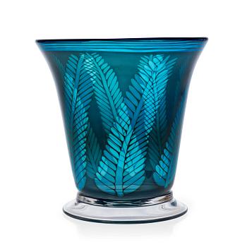 271. A Gunnar Cyrén graal glass vase, Orrefors 1989.