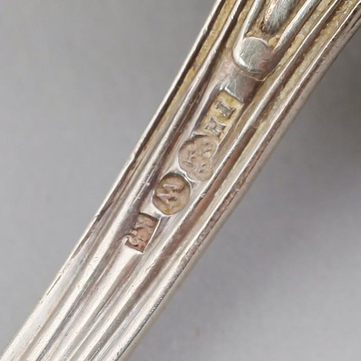 SÅSSLEVAR, 3 st samt STRÖSKED, silver, 1860-tal. Vikt ca 158 gram.