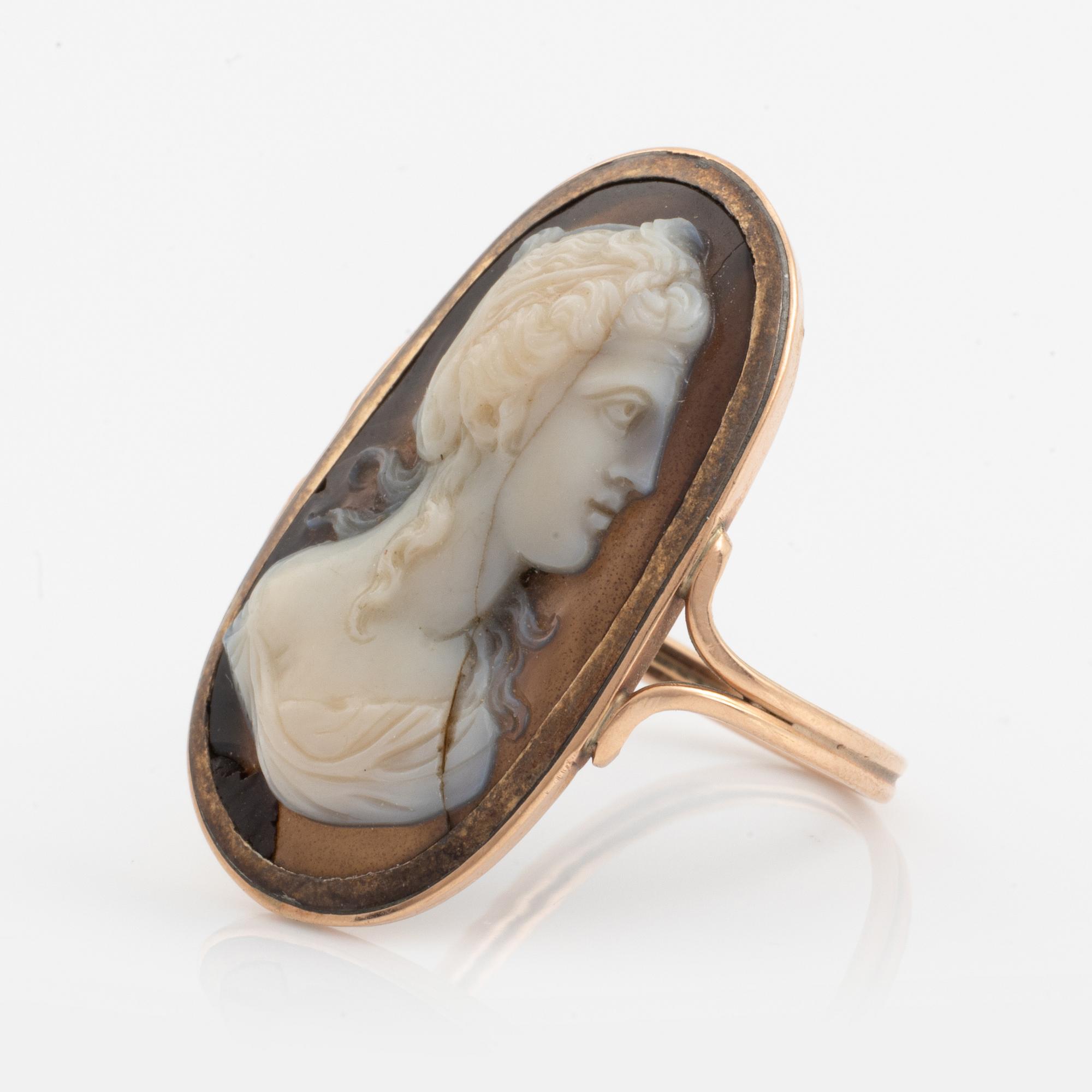 A gold and cameoring, signed Berini.