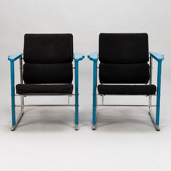 YRJÖ KUKKAPURO, nojatuolipari ja sohvapöytä, "Experiment", Avarte 1980-luku.