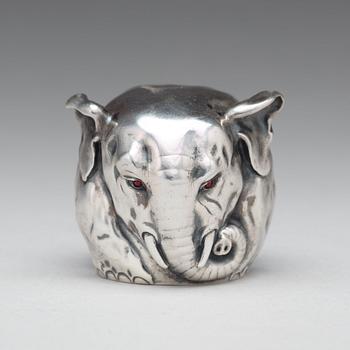 FABERGÉ, verkmästare Michael Perchin, Vodkakopp silver, S:t Petersburg 1908-17.
