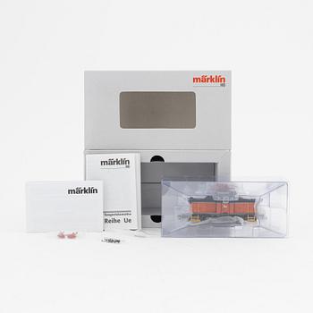 Märklin, two electrical locomotives, model no 36335 and 36337, gauge H0, in boxes.