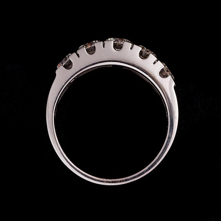ALLIANSRING, vitguld, RING, 18K vitguld, diamanter. Vikt ca 6,2 g. Intyg.