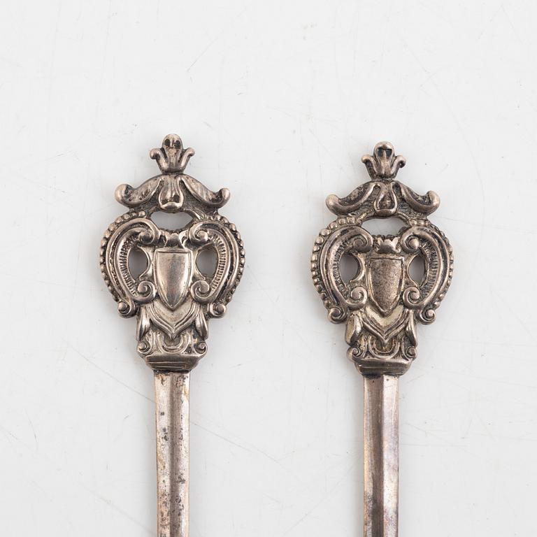 A pair of Victorian silver needles/skewers, England.