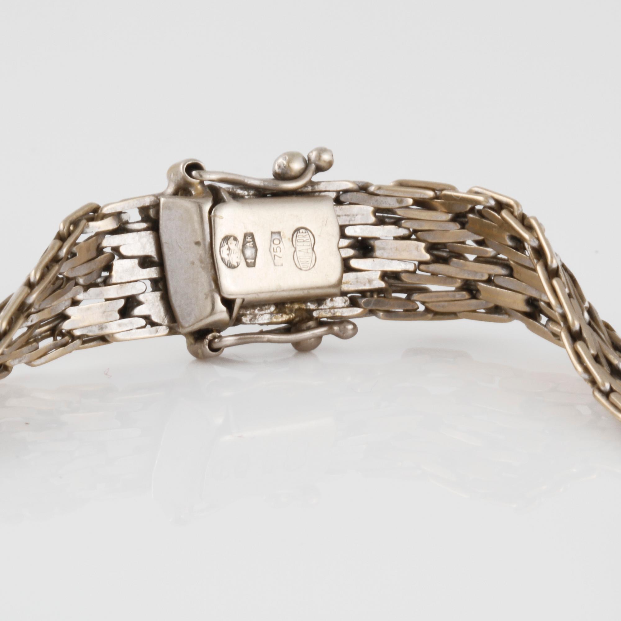 ARMBAND.