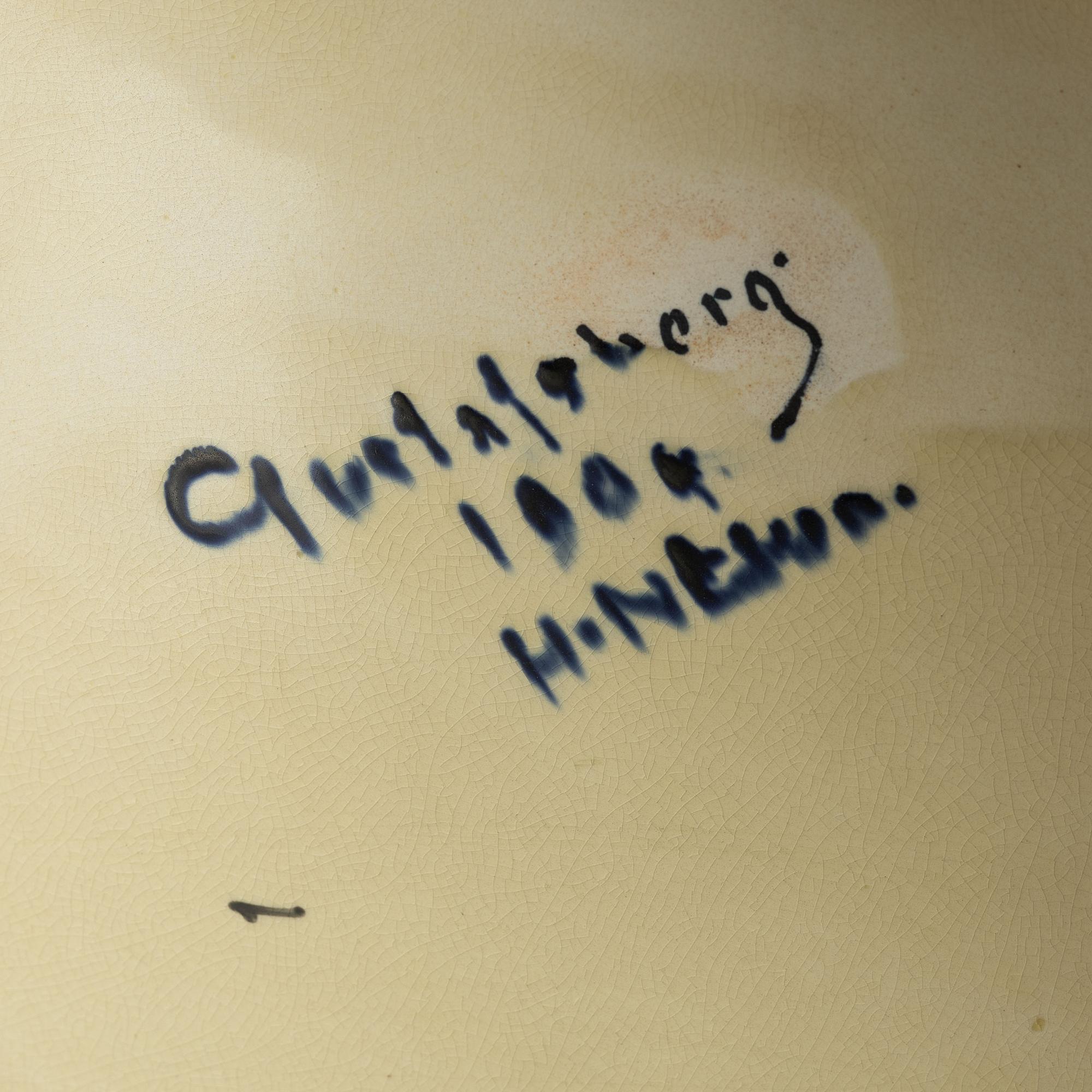 Herman Neujd, jardinjär, flintgods, jugend, Gustafsberg, daterad 1904.