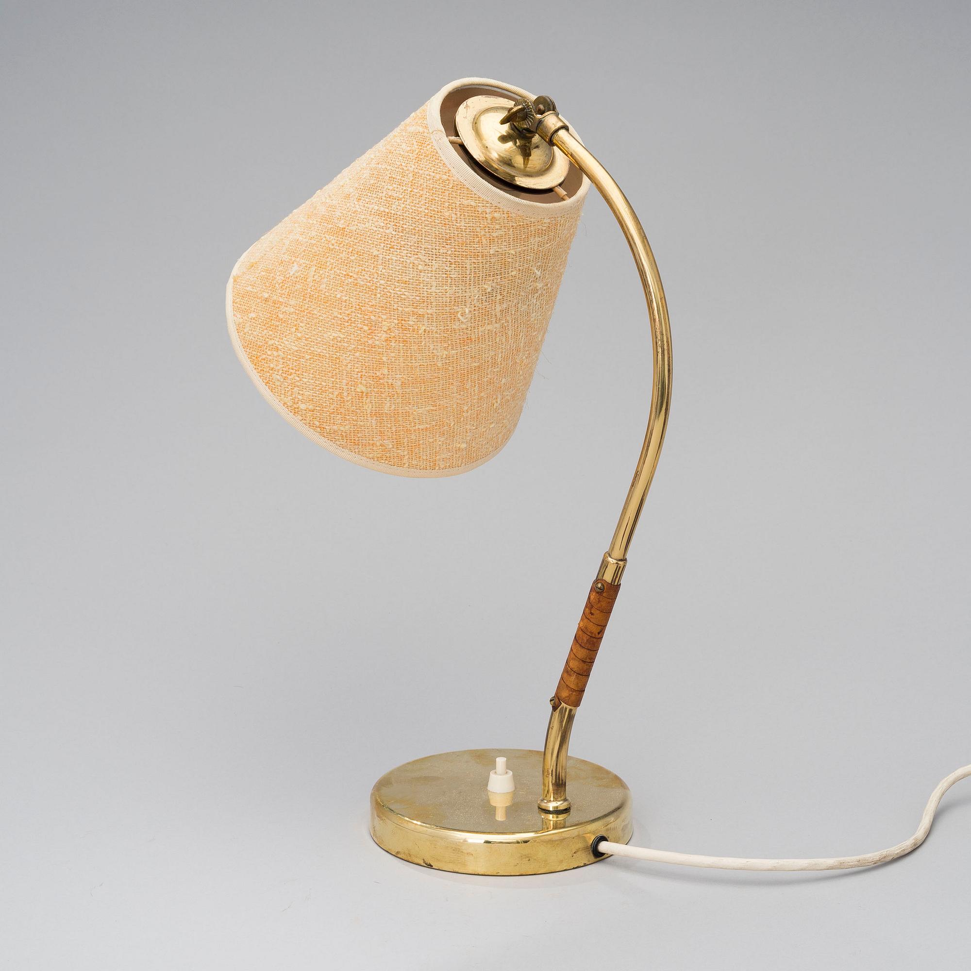 BORDSLAMPA,  tillverkare Sähkö Oy, 1900-talets mitt.