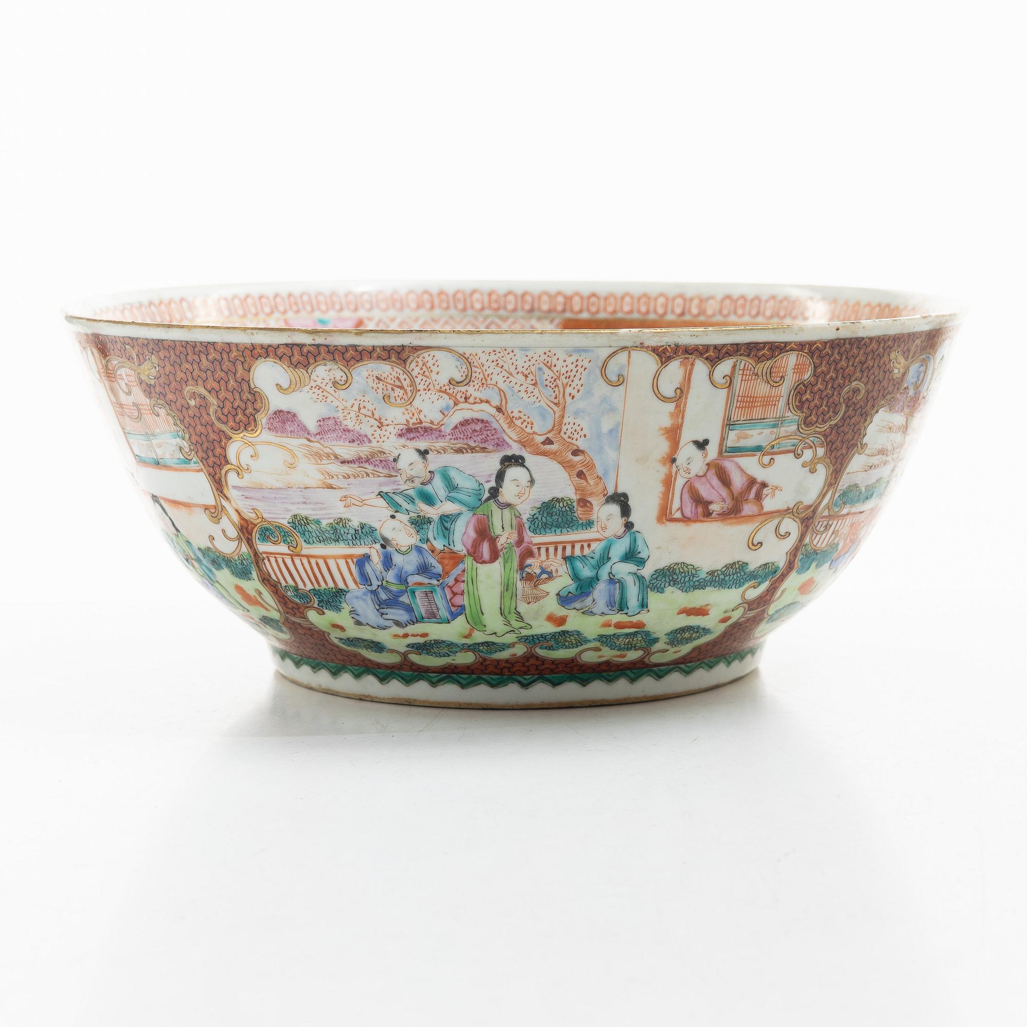 A famille rose punch bowl, Qing dynasty, 19th century.