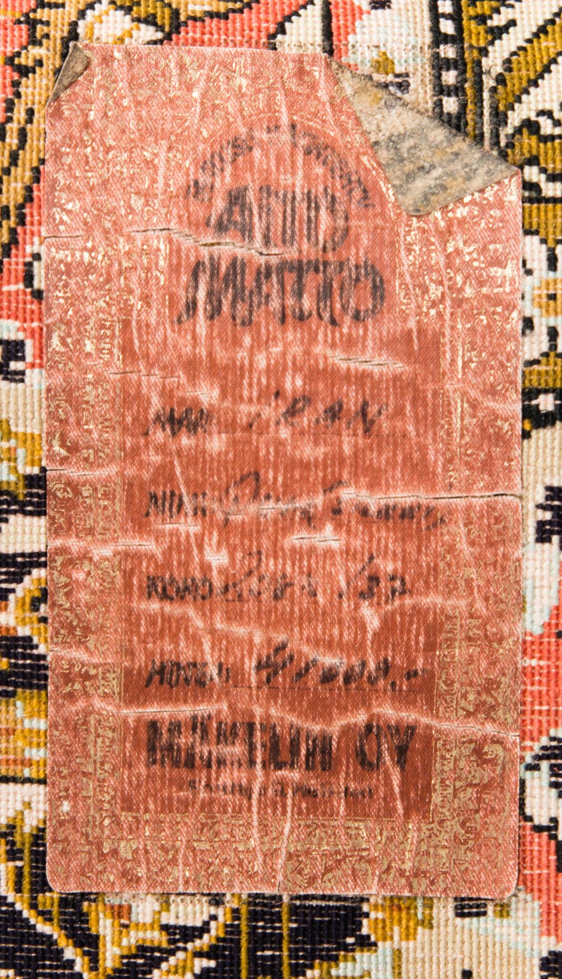 MATTA, orientalisk. Silke. Ca 206x136 cm.