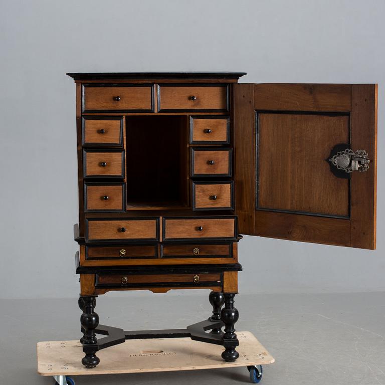 SKÅP, senbarock, 1700-tal.
