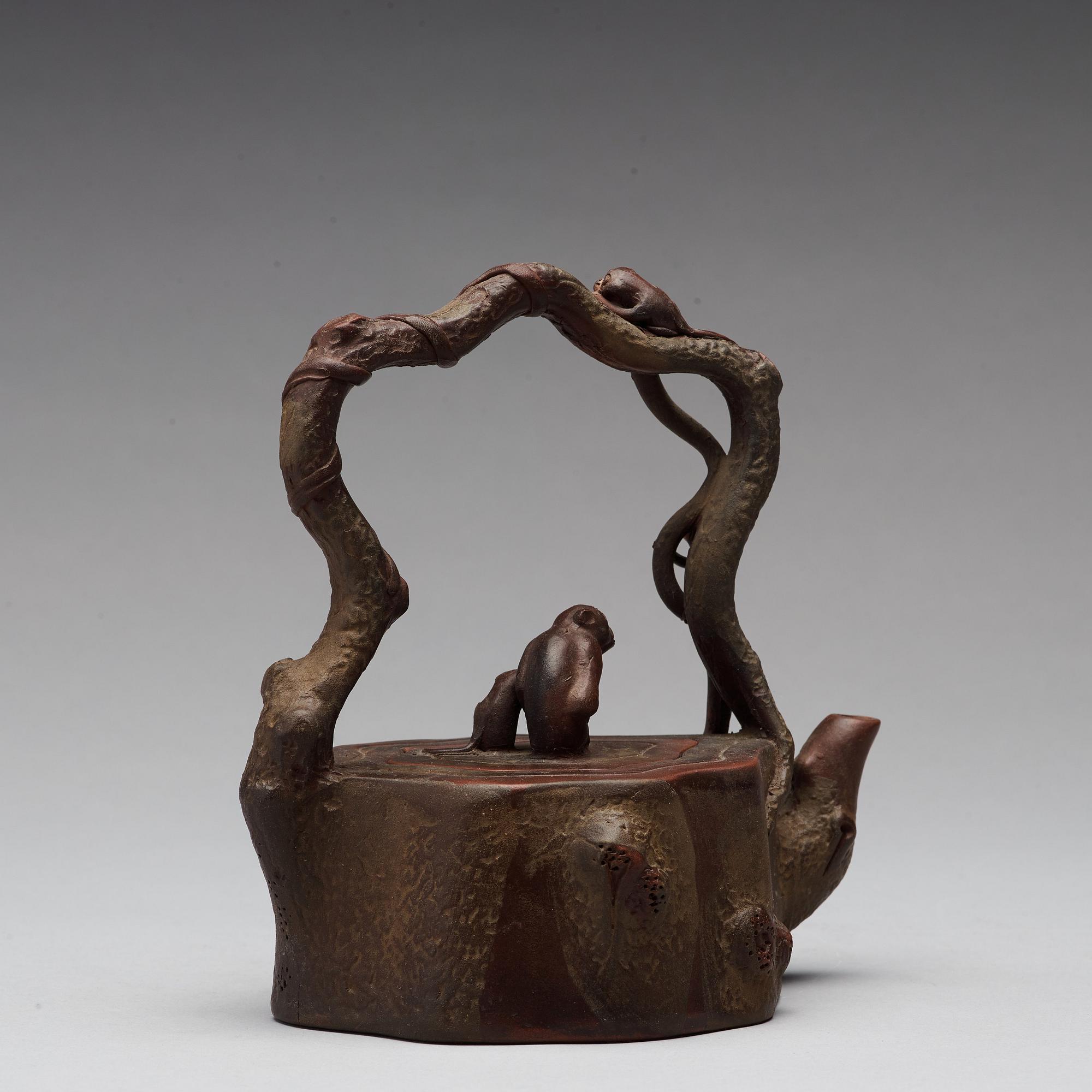 TEKANNA med LOCK, yixinggods. Kina, troligen tidigt 1900-tal.