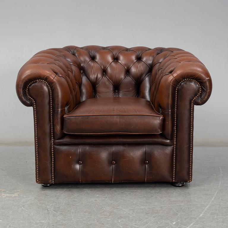 SOFFA OCH FÅTÖLJ, Chesterfield, 1900-talets andra hälft.
