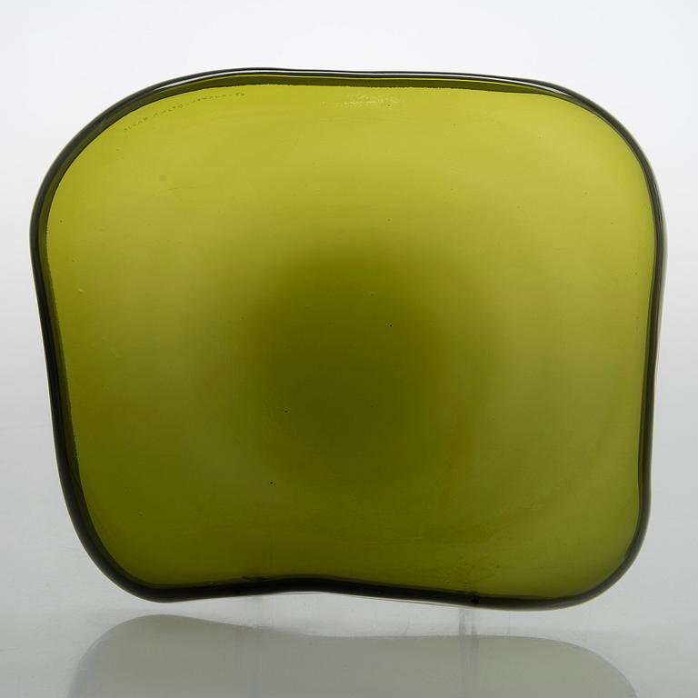 Alvar Aalto, lautanen, malli 3900-40, signeerattu Alvar Aalto Iittala -56.