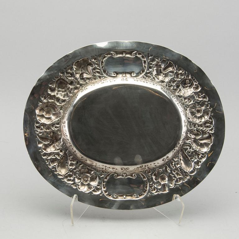 A SWEDISH SILVER PLATE BY C G HALLBERG, Stockholm 1943. Weight c:a 480 g.