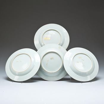 TALLRIKAR, porslin, 3+1 st, Kina, Qianlong, (1736-1796).