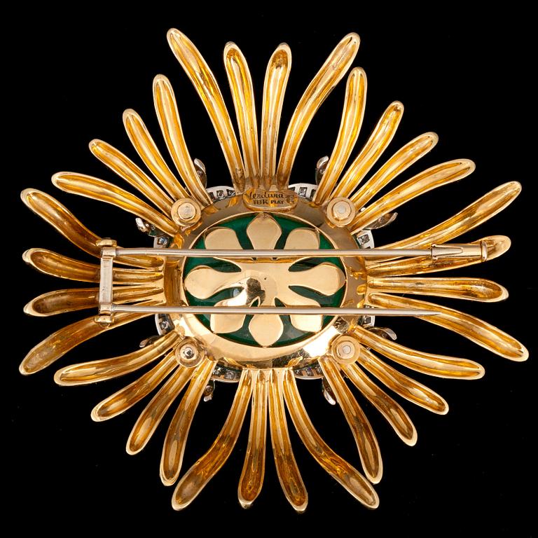 A 107.00 cts cabochon-cut emerald "ray" brooch by Verdura. Circa 1940-1950.