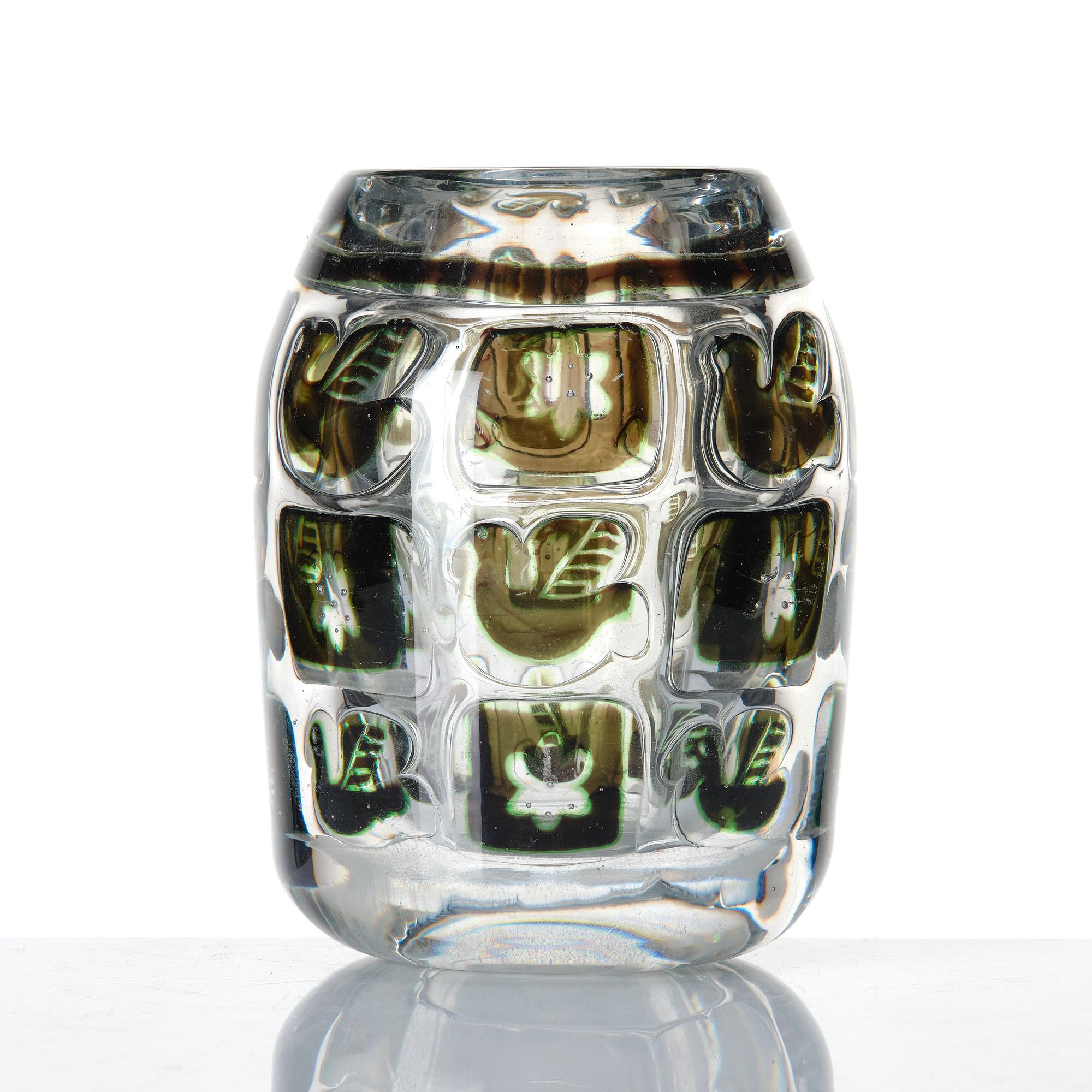 Edvin Öhrström, an 'ariel' glass vase, Orrefors, Sweden 1937, no 36.