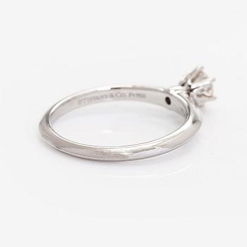 Tiffany & Co, ring, platinum and a brilliant-cut diamond.