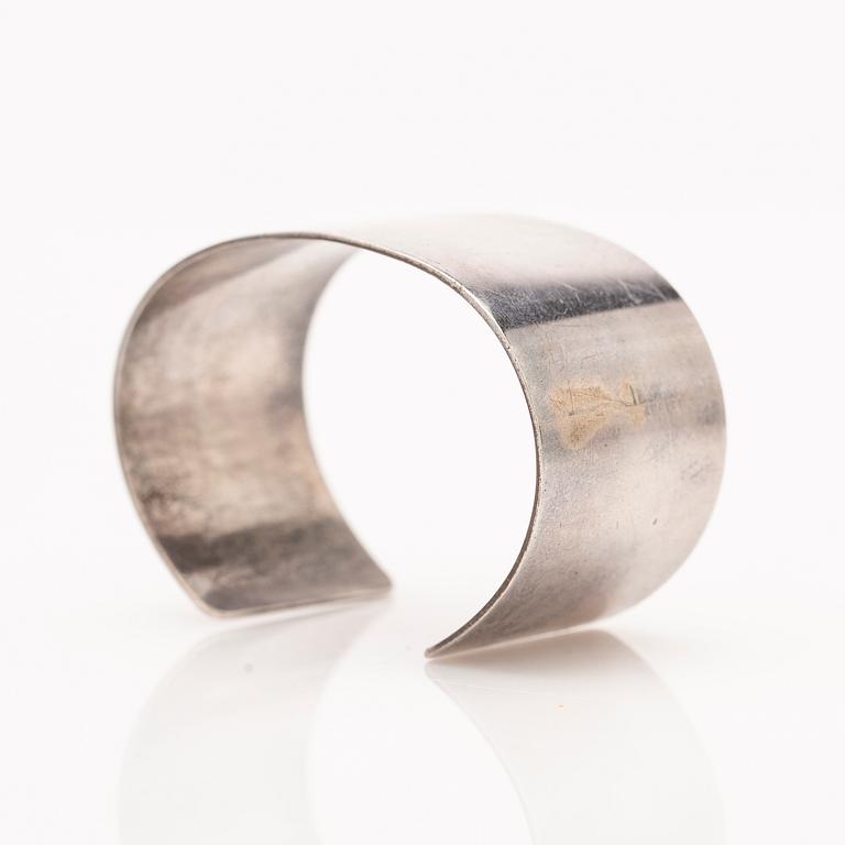 Wiwen Nilsson, Arm ring, sterling silver, Lund, 1969.