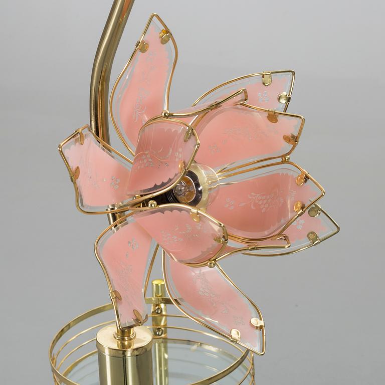 GOLVLAMPA 1900-talets senare del.