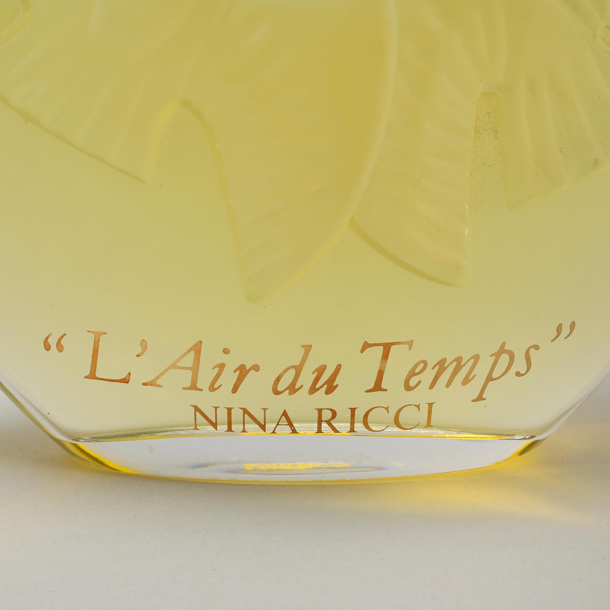 NINA RICCI, factices, "L´Air du Temps", five perfumebottles.