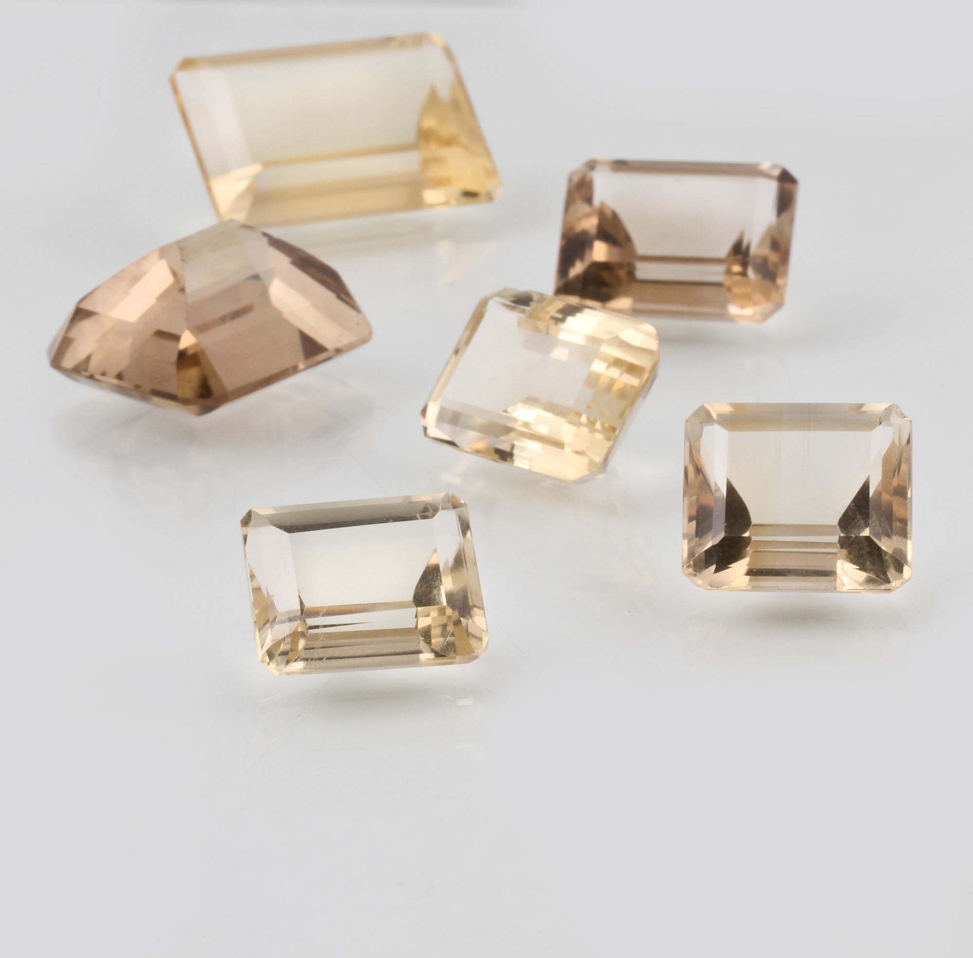 CITRINER, 6 st oinfattade med baguettslipning. Vikt 41,7 gram.