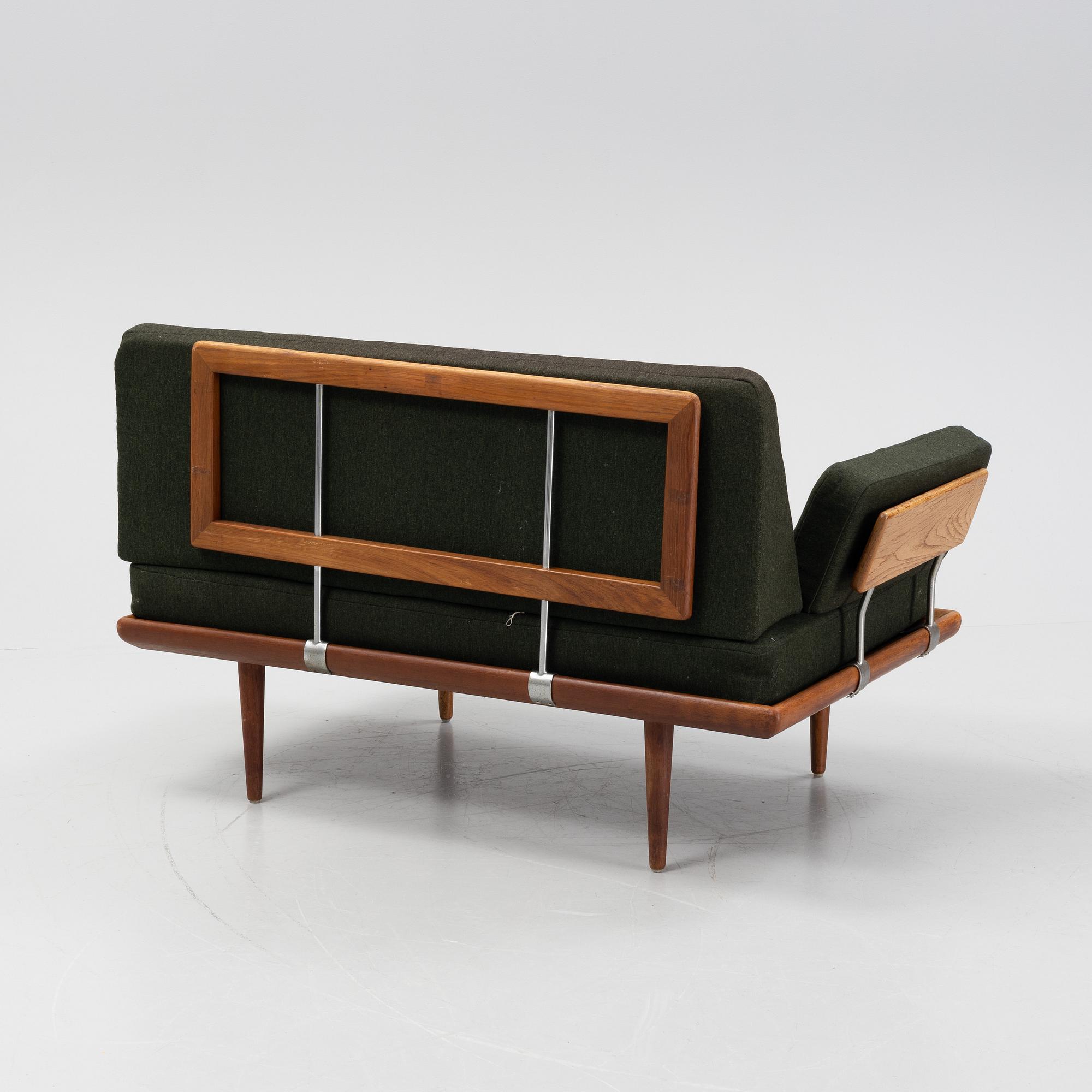 Peter Hvidt & Orla Mølgaard Nielsen, hörnsoffa med bord 3 dlr, "Minerva", France & Daverkosen Danmark 1950-tal.