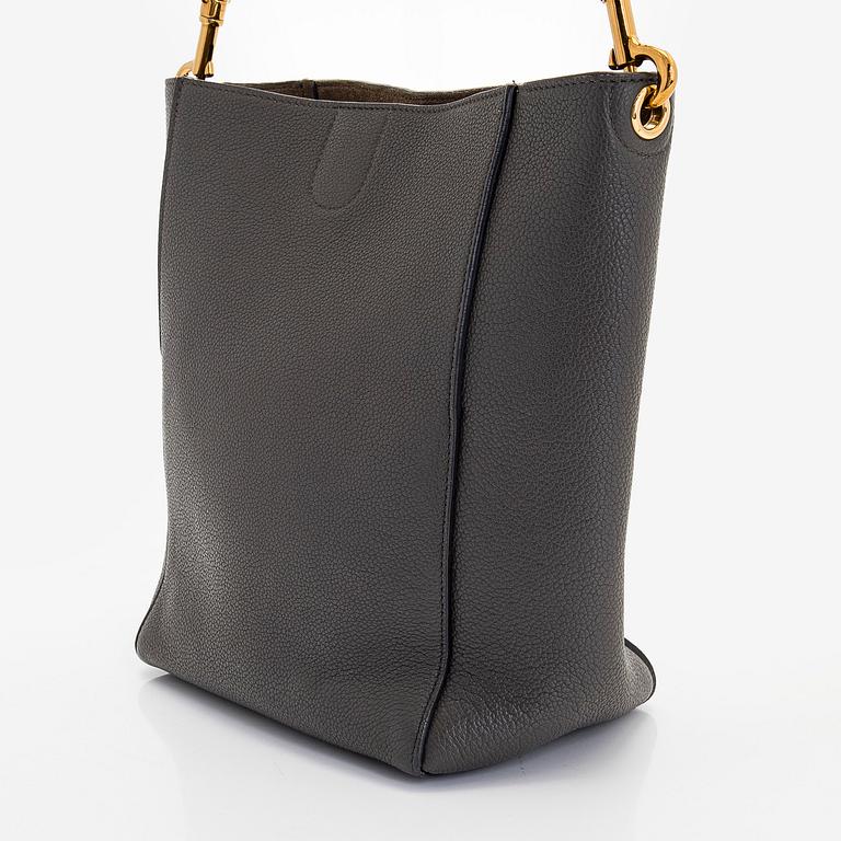 Céline, a "Seau Sangle Small" bag.