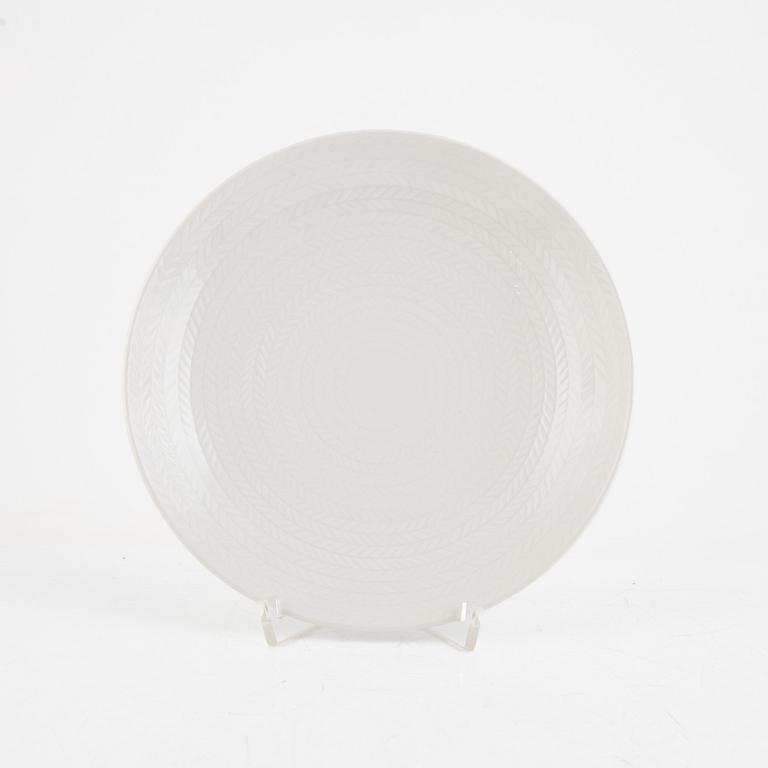 Hertha Bengtson, a 26-piece 'Blå eld' tea service, Rörstrand.