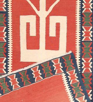 MATTA, Kelim, galleri. Ca 277 x 80 cm.