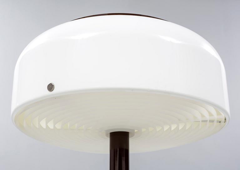 ANDERS PEHRSON, golvlampa, "Knubbling", Atelje Lyktan, Åhus, 1900-talets andra hälft.