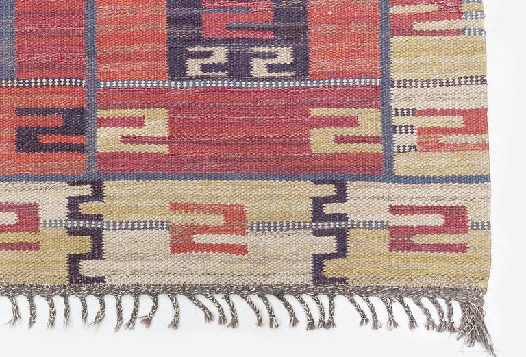 Märta Måås-Fjetterström, matta, "Röda Esset", rölakan, ca 339 x 225 cm, signerad AB MMF.